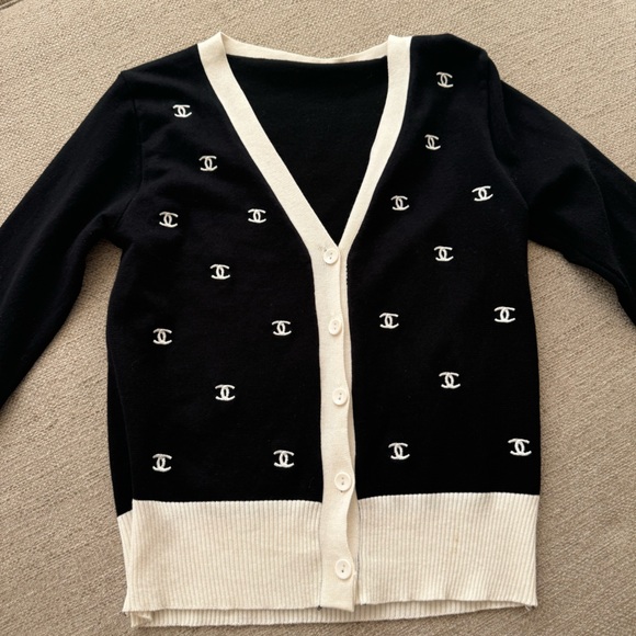 Sweater - Picture 2 of 2